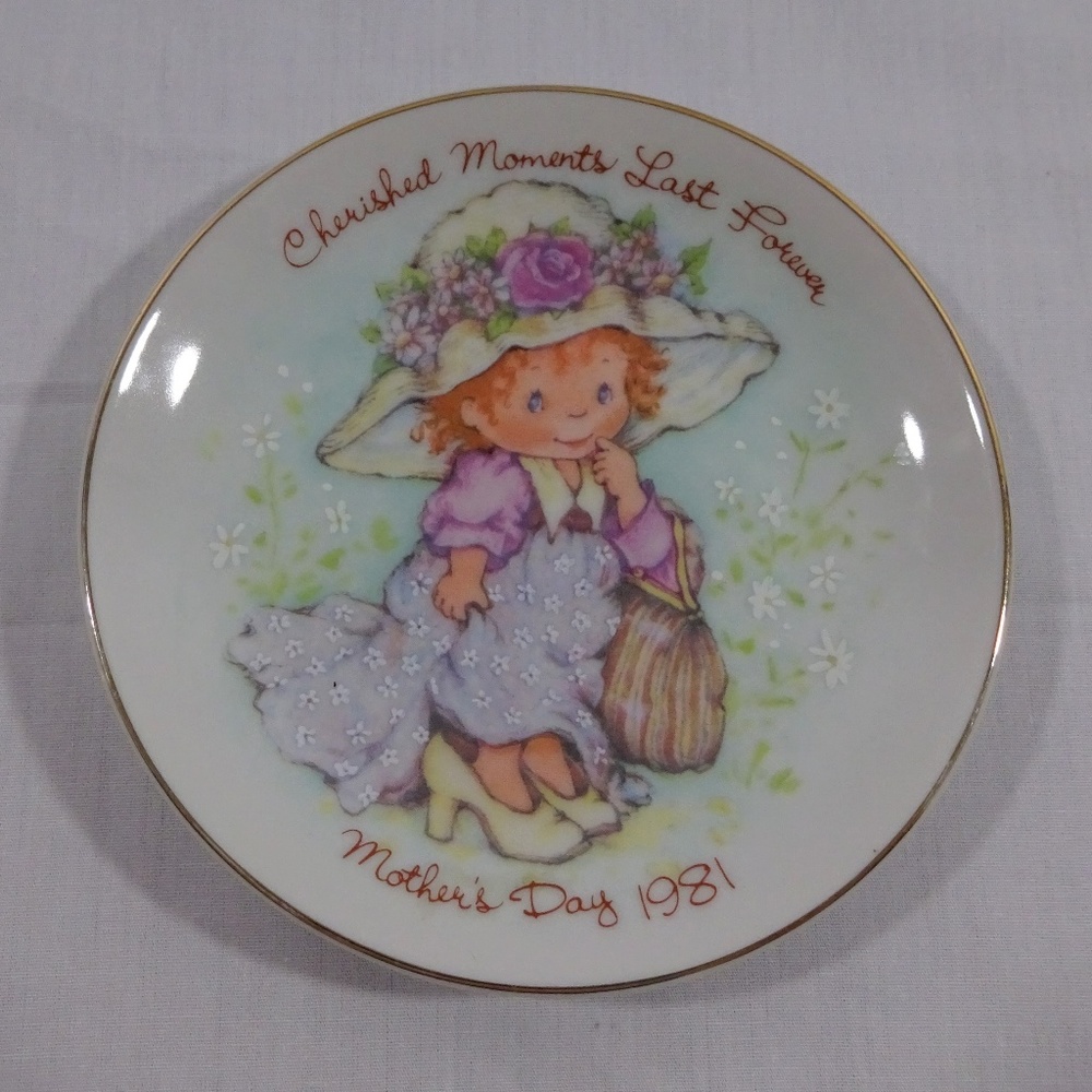 Vintage Avon Cherished Moments Plate